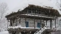 سنگینی برف بر خانه‌های تاریخی گیلان