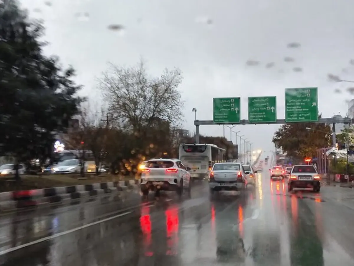 رگبار باران در نیمه شمالی کشور | وزش باد و گرد و خاک در نقاط مختلف ایران