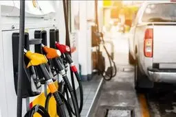 ۶۰ لیتر بنزین سهمیه خرداد امشب شارژ می‌شود