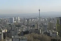 رونق مسکن در گرو صنعت و کشاورزی است