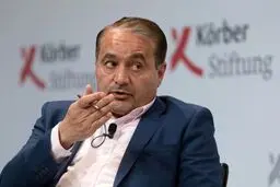 موسویان: فریدون فرخزاد پس از دریافت مجوز بازگشت به ایران، ناگهان ترور شد | واکنش حسین موسویان به اظهارات محسن رفیقدوست، در باره قتل فرخزاد
