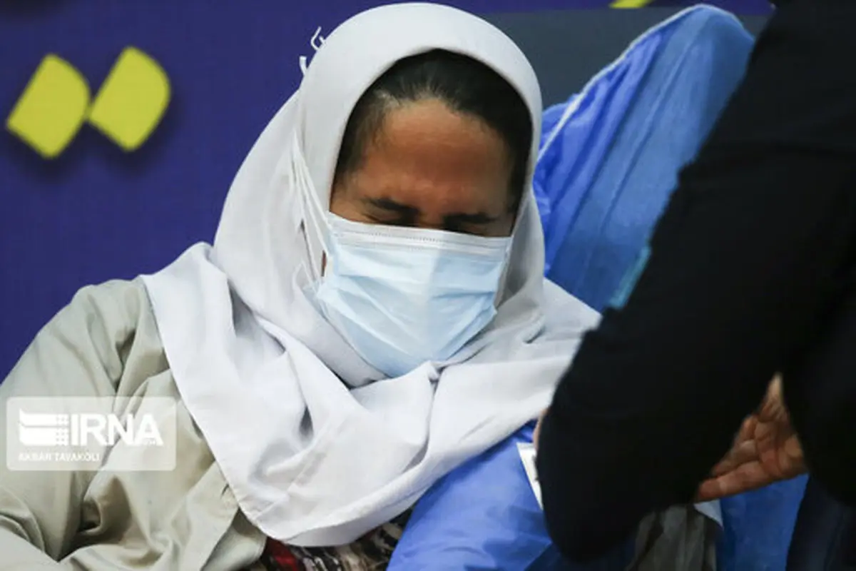 شایعه درباره بدحال شدن پرستاران در ساری پس از تزریق واکسن کرونا