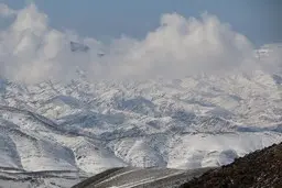 بارش برف و باران در ۱۱ استان | افزایش ارتفاع موج در خلیج فارس