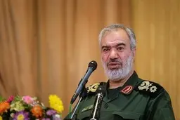 انقلاب اسلامی وارد مرحله سوم قدرت شده است 