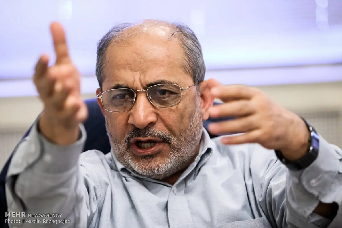 
انتخابات  ۱۴۰۰ | یک سپاهی رئیس جمهور شود، با قدرت مشکلات را حل می کند