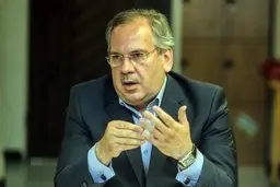 استخراجِ منابعِ طبیعی از فضا و آینده توسعه یافتگی