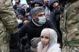 بحران مرزی لهستان؛ از خاکسپاری اسلامی تا اعمال تحریم بیشتر بر بلاروس + عکس
