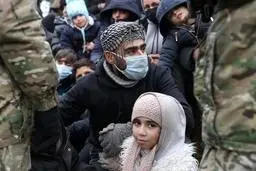 بحران مرزی لهستان؛ از خاکسپاری اسلامی تا اعمال تحریم بیشتر بر بلاروس + عکس