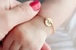  سرقت  |  دزد طلای کودکان شهرکرد دستگیر شد.