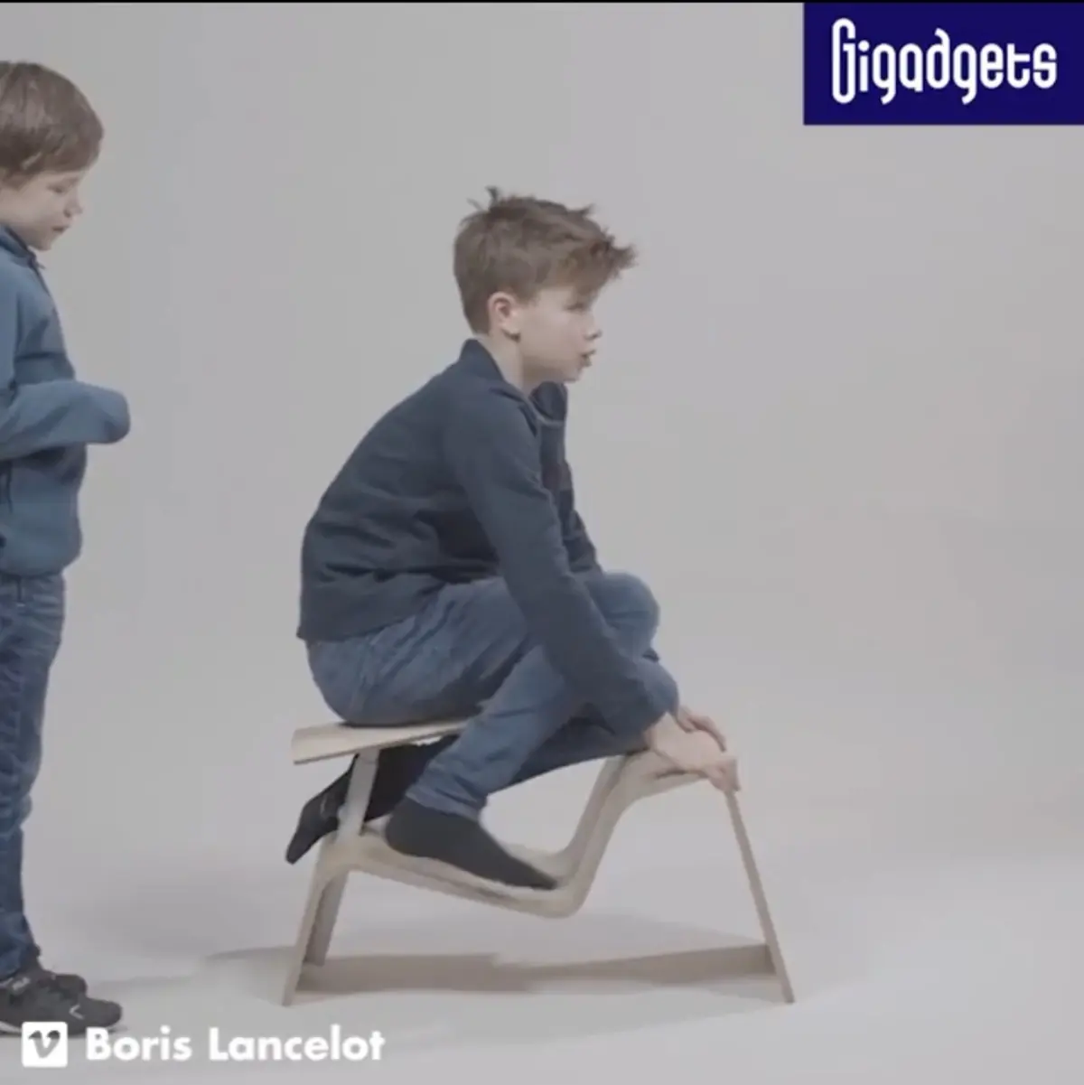 طراحی صندلی برای گرفتن انرژی اضافی بچه‌ها + ویدئو