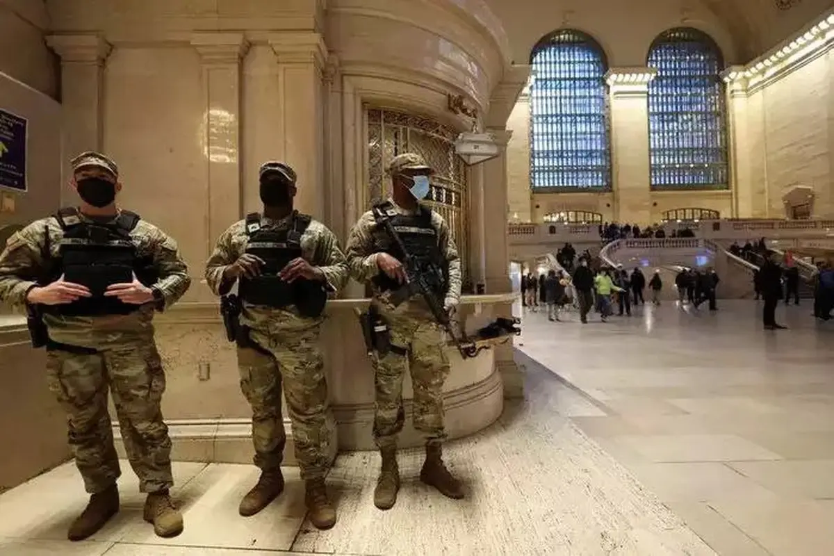 لحظه تیراندازی در متروی نیویورک+ویدئو 