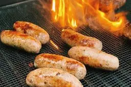 این ۴ خوراکی را هرگز در خانه نگه ندارید! 