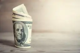 شرط قانون بودجه ۱۴۰۰ برای حذف ارز ۴۲۰۰ در سال جاری: نرخ ارز باید به صورت تدریجی افزایش یابد نه یکباره