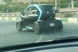 تردد اولین خودروی برقی ایرانی در خیابان‌های تهران