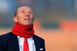  گابریل کالدرون  هدایت یک تیم اماراتی را بر عهده گرفت