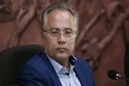 معاون پارلمانی رییس جمهور سفر رفته اما نه قطب جنوب!
