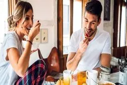 افزایش میل جنسی خانمها با این میوه | فوق العاده مقوی است!