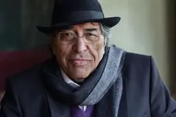 شاعر و ادیب سرشناس ایرانی درگذشت | شوک بزرگ به ادبیات ایران