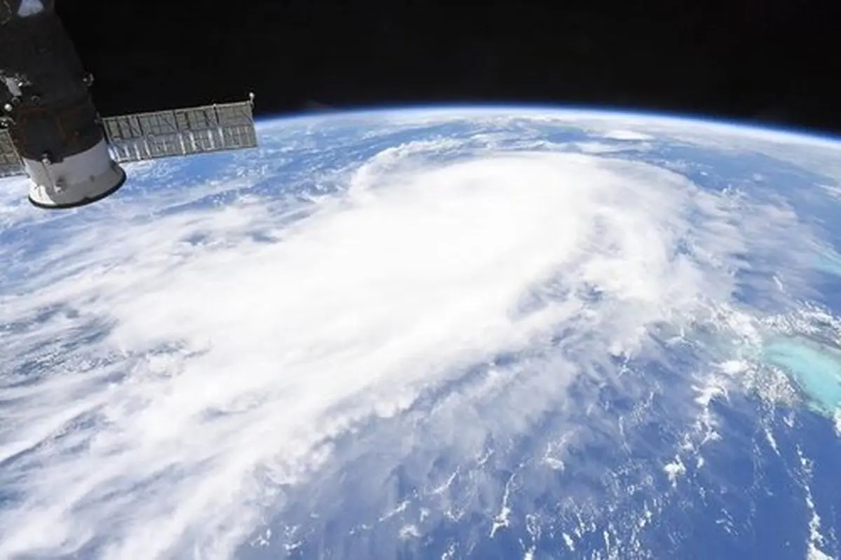  گردباد "لورا"   |   عکس روز ناسا