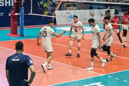 شب تاریخی والیبال ایران | ایران با هت‌تریک در آخرین لحظات صعود کرد