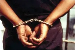 این مرد بی رحم از اعدام گریخت | ‌‌‌‌‌او‌ زنش را برای نداشتن ناهار سلاخی کرد  