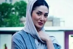 “مینا وحید” به زور جلوی اشکش را گرفت