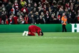  فوتبال | هوادار وستهم به دلیل توهین نژادپرستانه به صلاح سه سال محروم شد