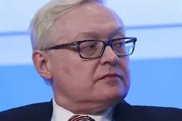 روسیه  |   پیشنهاد ما به ایران و آمریکا، اقدام همزمان برای بازگشت به برجام است
