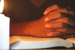 دعا مردگان در حق زنده ها واقعیت دارد ؟| آیا مردگان برای ما دعا میکنند ؟