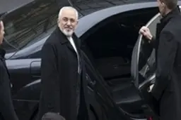 پیام تبریک ظریف به خبرنگاران