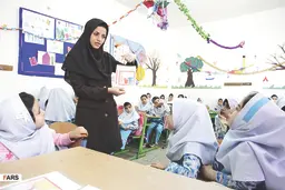 زنان مجرد، بدون حق عائله‌مندی | فیش حقوقی کارمندان زن و مرد همچنان یک تفاوت ویژه دارد