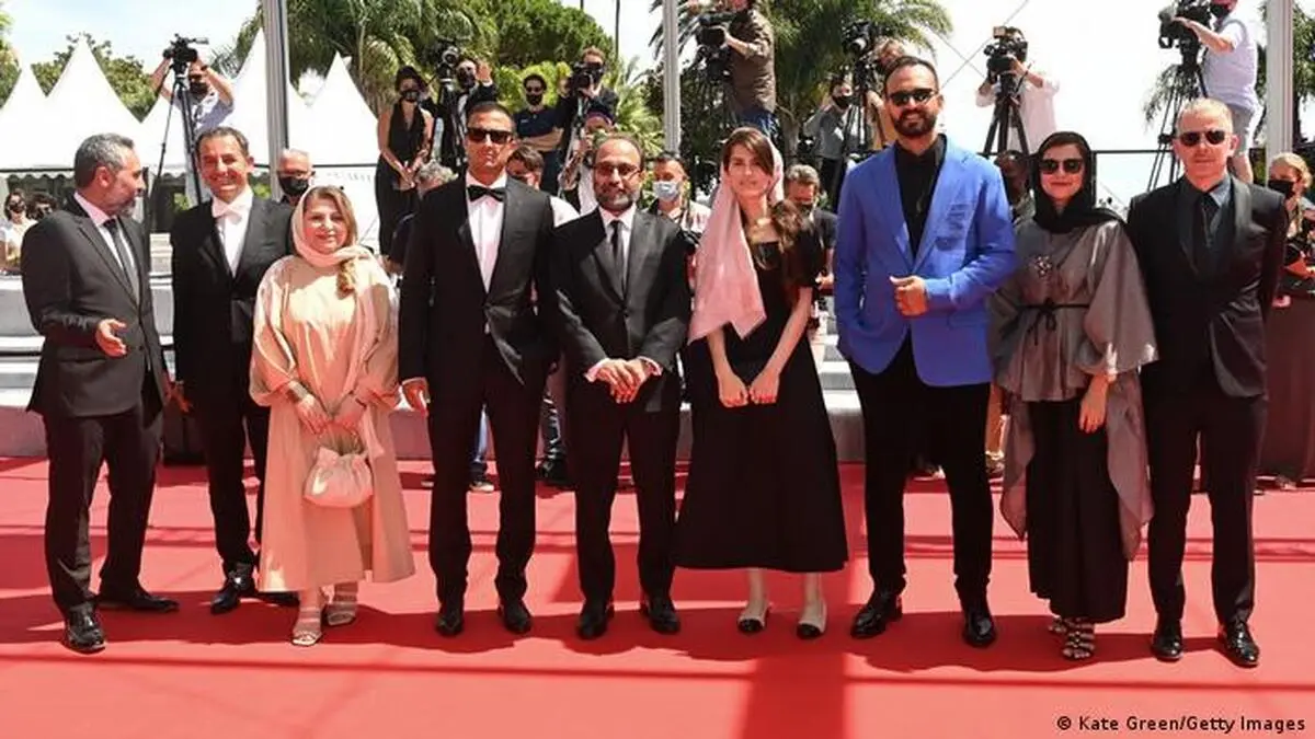 سازندگان «قهرمان» روی فرش قرمز جشنواره کن