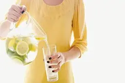 نوشیدنی‌هایی که در تابستان شما را خنک می‌کنند