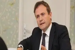 تحریم  |  نامه قانونگذار ارشد انگلیس برای تحریم مقام‌های ایران 