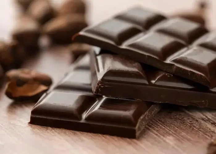 بالاخره شکلات بخوریم یا نه؟