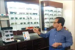 خاطرات عینک‌ساز قدیمی
