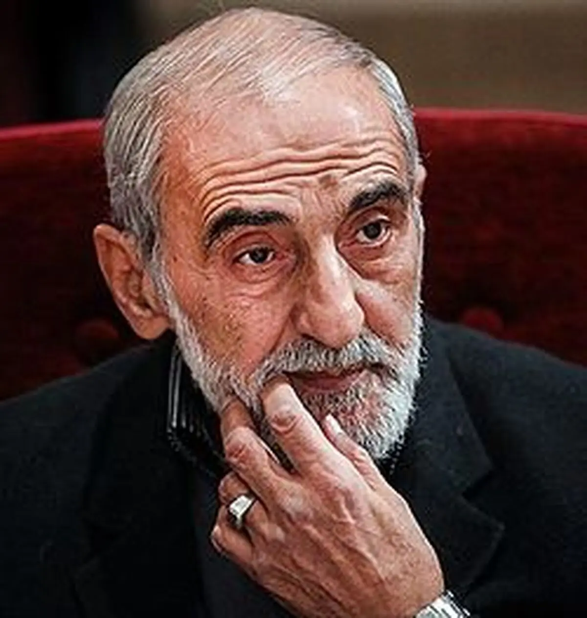 حسین شریعتمداری: رفراندوم برای تغییر در قانون اساسی، ربطی به رئیس‌جمهور ندارد