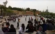 ما بچه های ایرانیم میخوای بخواه، نمی‌خوای نخواه | تجمع نوجوانان شیراز +تصویر