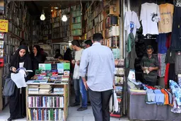 کتاب‌فروش‌ها به‌روز شوند
