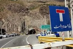 آزادراه چالوس-مرزن‌آباد مسدود شد 