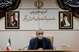 وزیر بهداشت: موج پنجم بیماری کرونا تقریبا رو به فروکش کردن است