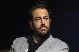 تفریحات لاکچری محمدرضا گلزار بدون همسرش! | آیا این زوج از یکدیگر جدا شده اند؟ | دلیل نبود آیسان آقاخانی در استوری ها چیست؟