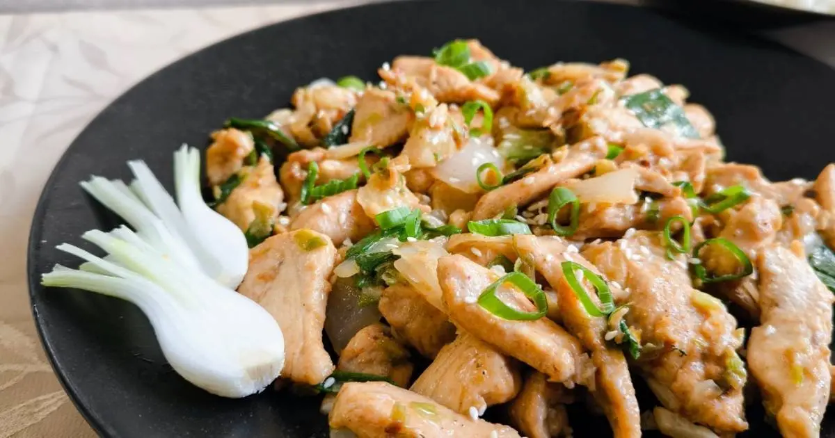 ۴ روش مزه دار کردن مرغ برای تویی که از مزه تکراری مرغ خسته شدی + ویدیو 
