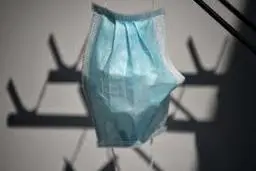 استفاده از ماسک در خانه هم لازم است؟