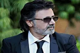 افشاگری خواننده مطرح لس آنجلسی | چرا معین همیشه عینک دودی می زند ؟