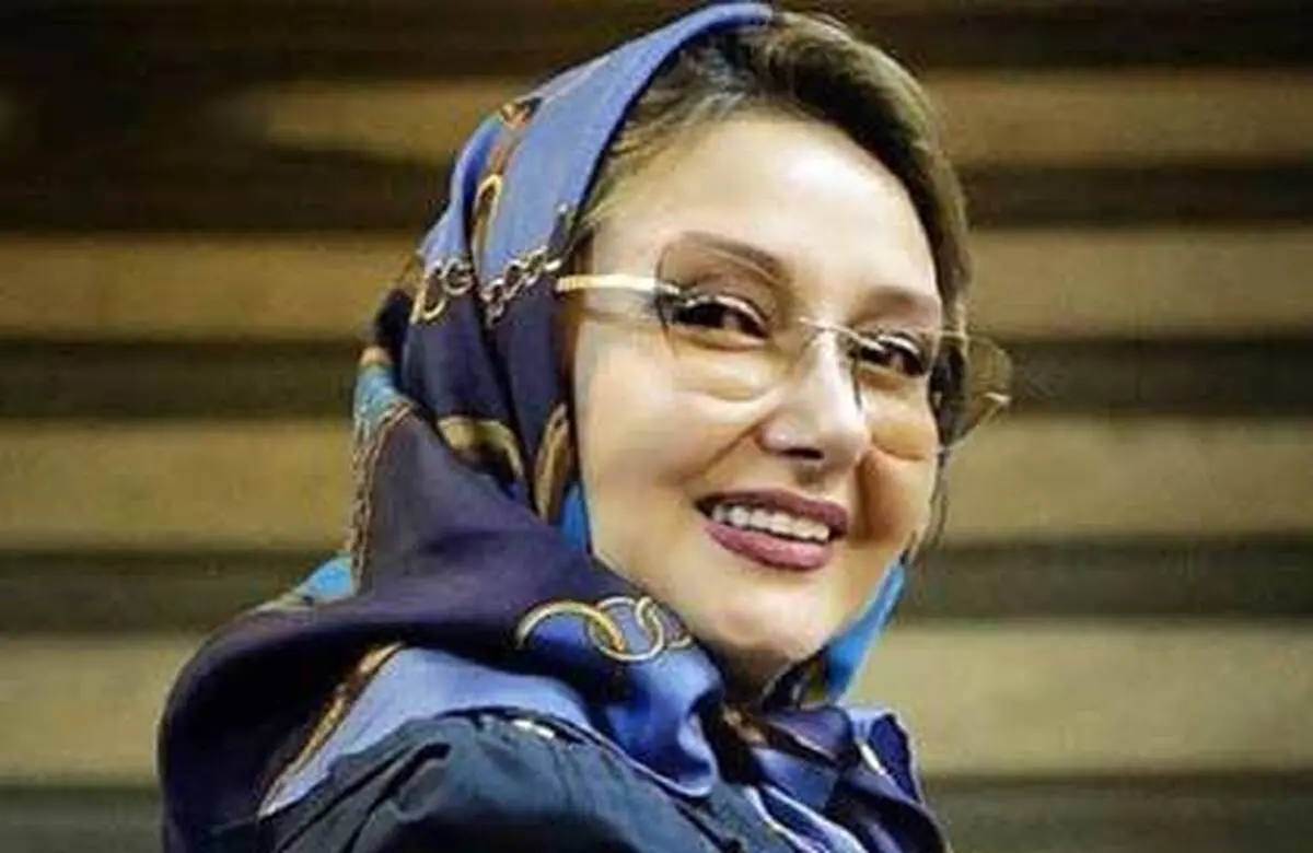 انتقاد کیهان از دو بازیگر تبلیغاتچی! | کیهان: تبلیغاتچی واکسن‌های خارجی شده‌اید؟