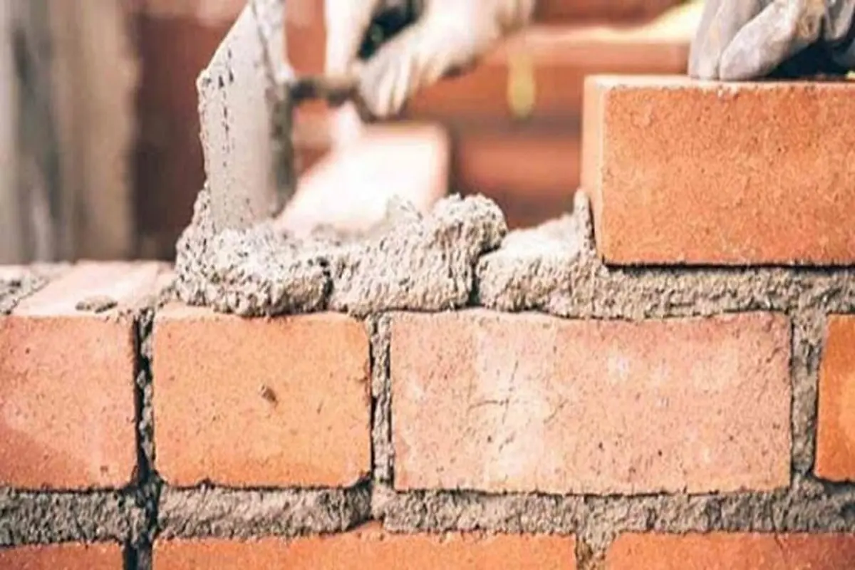 دختر شیک پوش ایرانی که بنایی میکند | متفاوت‌ترین بنای دنیا+ویدئو 