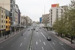 تهران خلوت در نخستین روز سال جدید+ عکس| خلوت و سکوت خیابان های تهران در نخستین روز بهار 