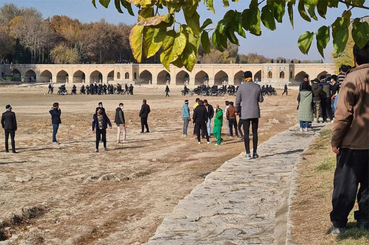 
می خواهند در آستانه مذاکرات، ایران را آشوب‌زده نشان دهند
