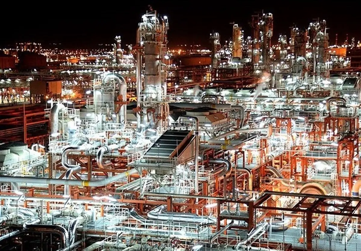 امضای بزرگترین تفاهمنامه نفتی ایران با روسیه | بزرگترین سرمایه‌گذاری خارجی تاریخ صنعت نفت ایران را ببینید + ویدئو